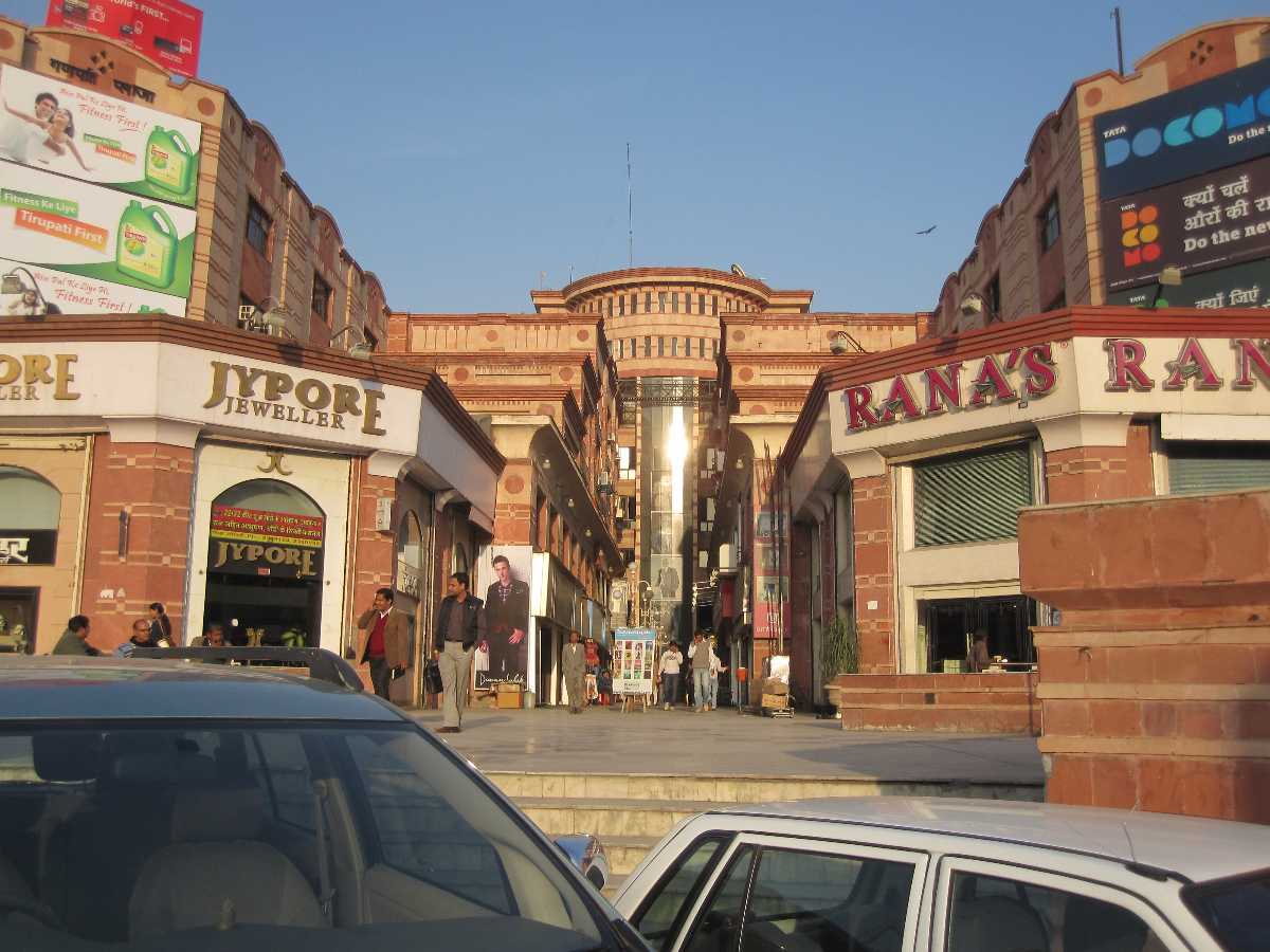 16 Best Places for Shopping in Jaipur - What To Buy, Where To Buy - Holidify