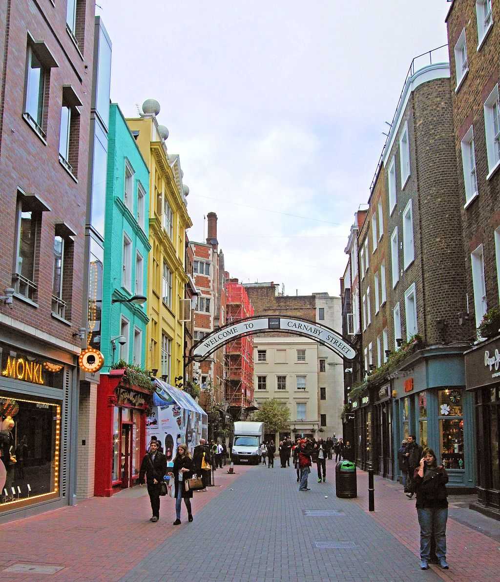 Soho London Shopping Nightlife Things To Do Holidify
