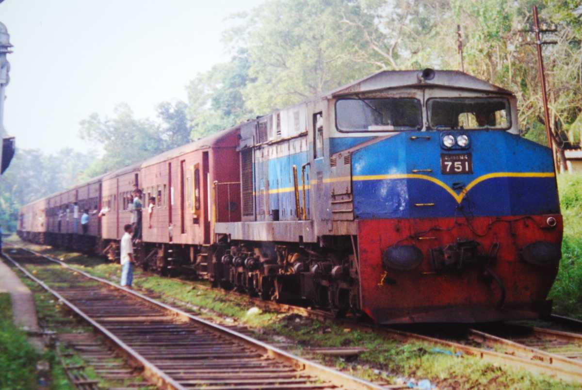 Colombo to Hikkaduwa by Train