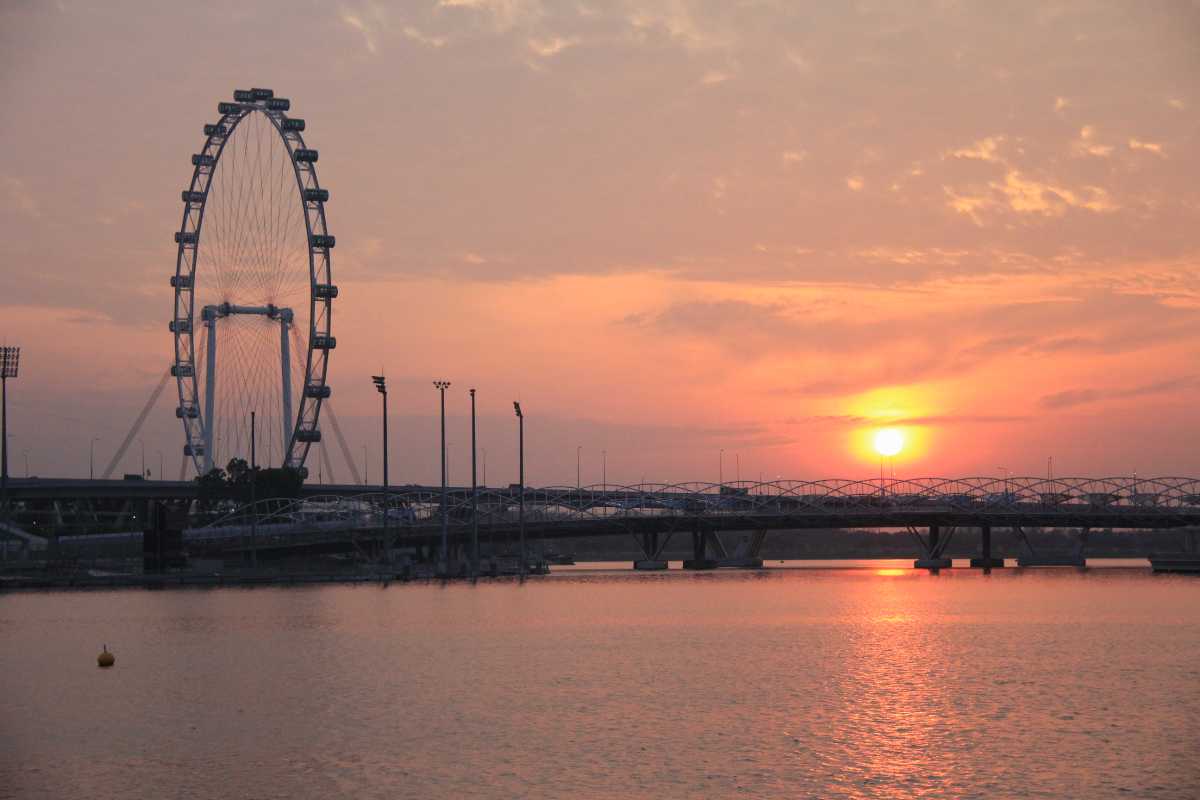 Sunrise at Marina Bay