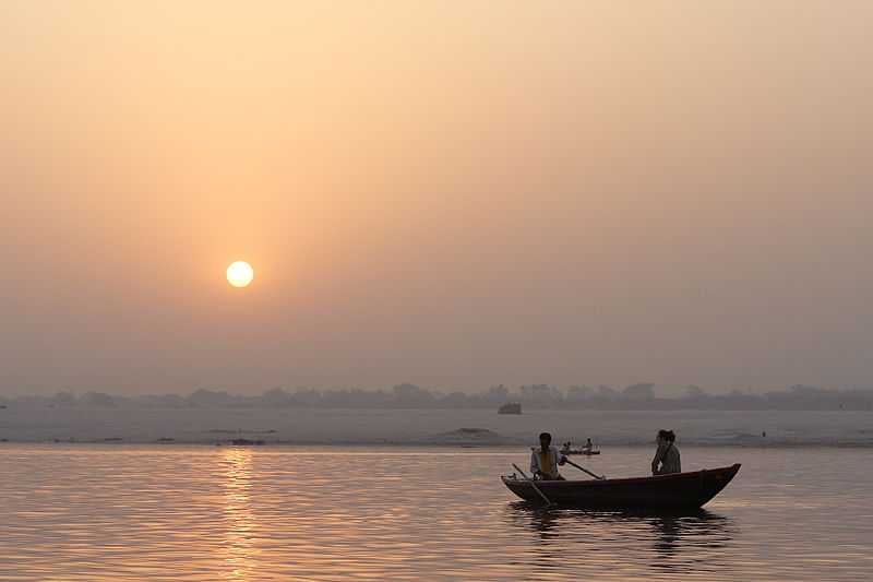 Sunrise Boat Ride, Witness the rich culture of Benaras through these pictures