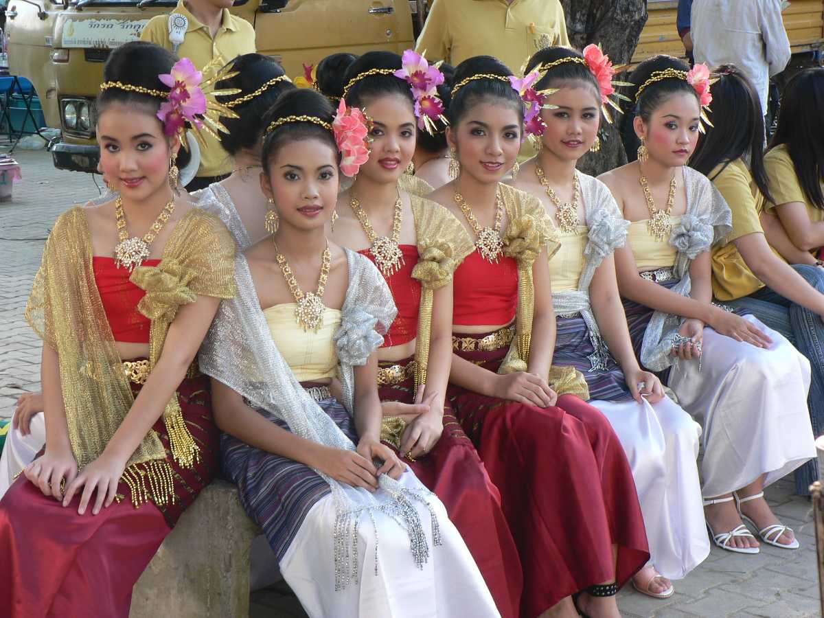 Traditional Thai Dress For Men