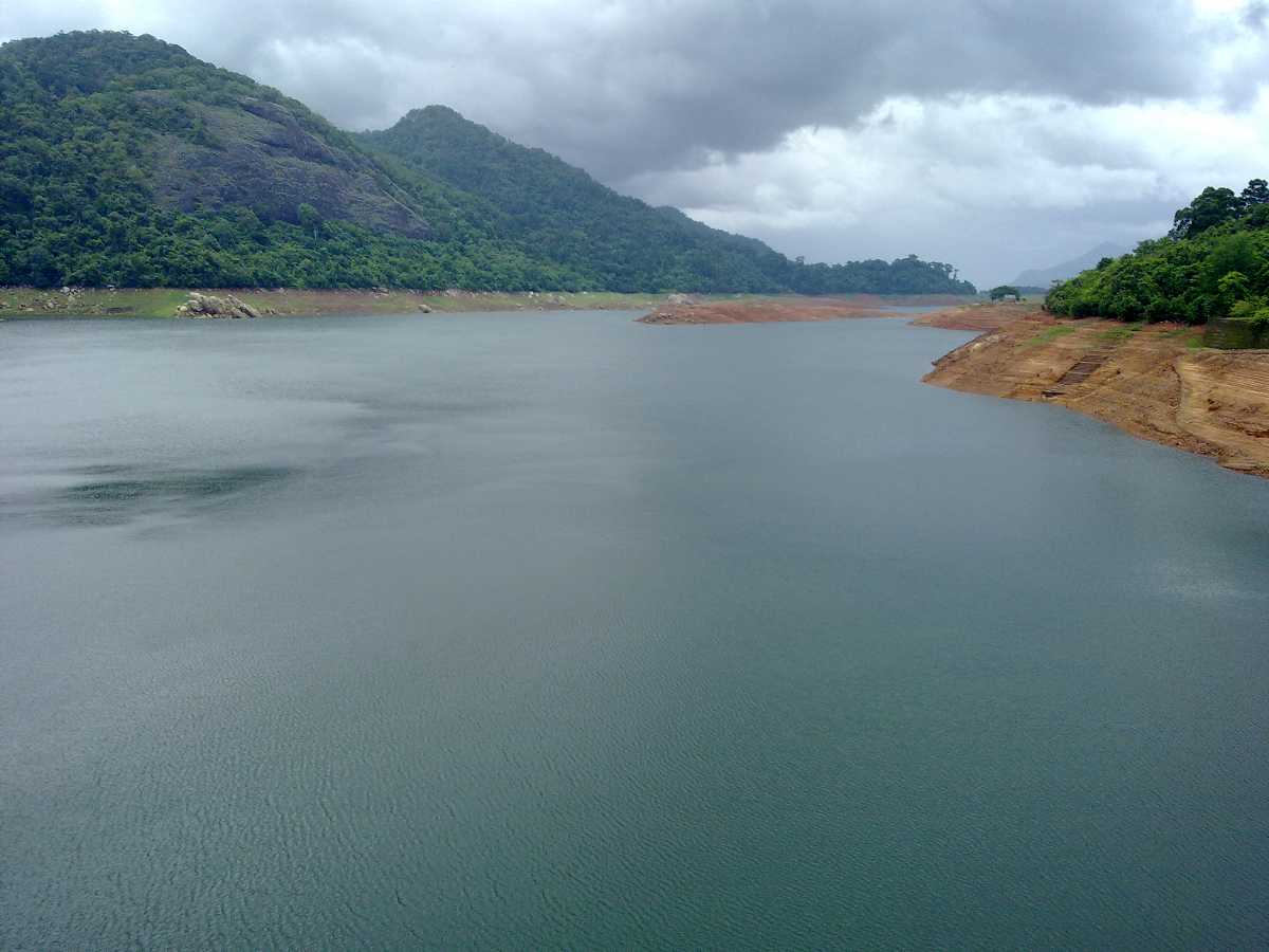 Views of Thenmala Dam