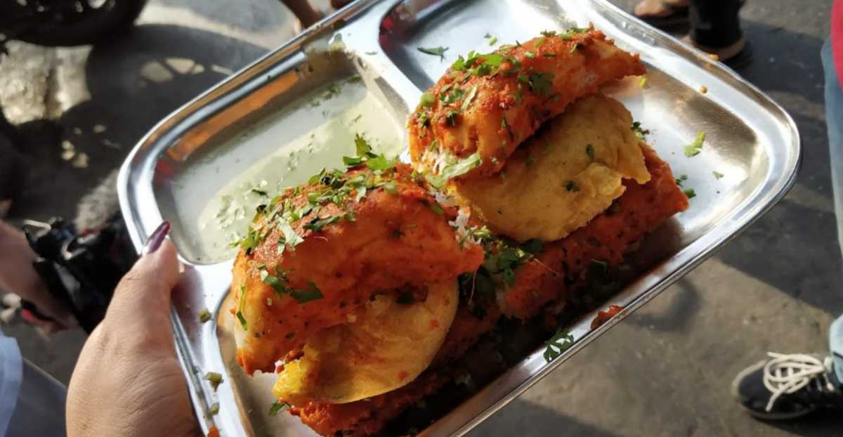 Kalidas Mandya Masala Pav at Mulund Khau Galli