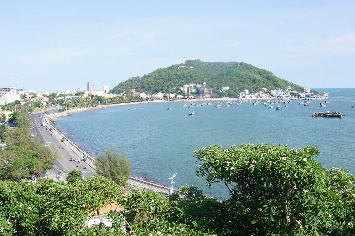 places to visit in vung tau vietnam