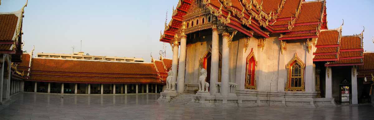 Gallery around Main Temple of Wat Benchamabophit Bangkok