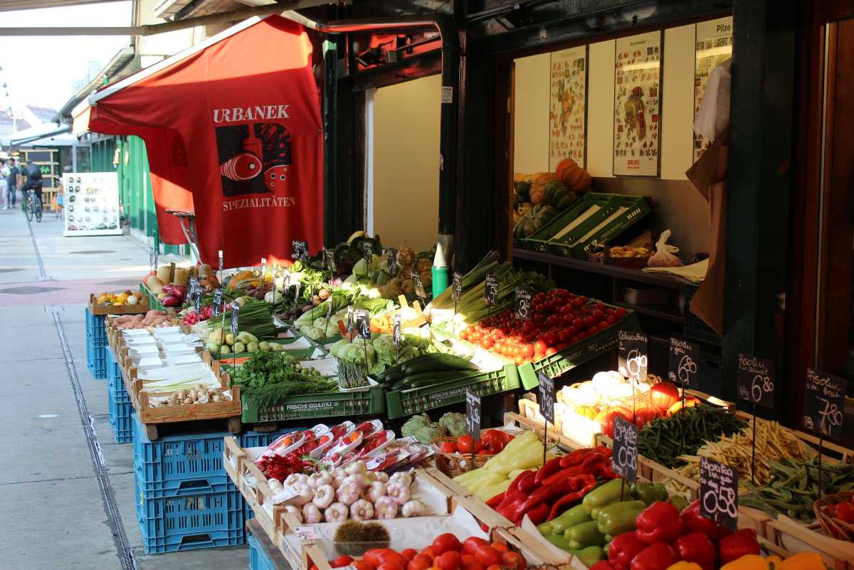 grocery store, naschmarkt, vienna