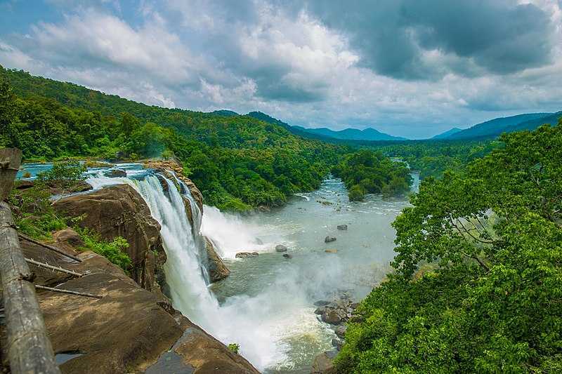 tourist places near adimali