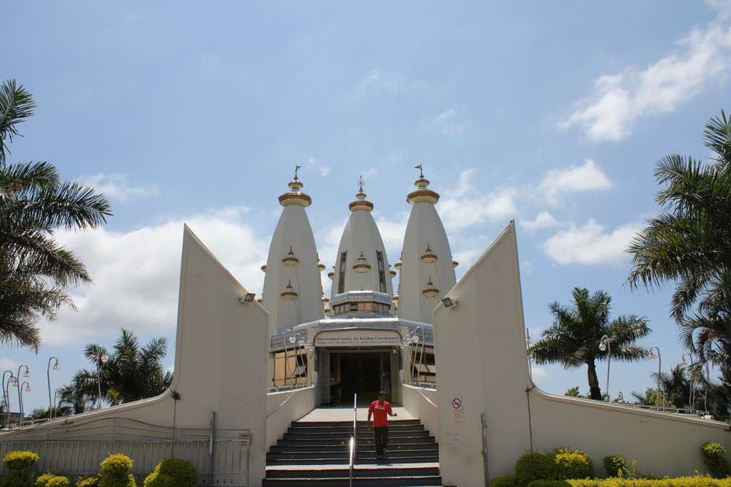 Hare Krishna Temple, um belíssimo templo em Durban - Casal Wanderlust