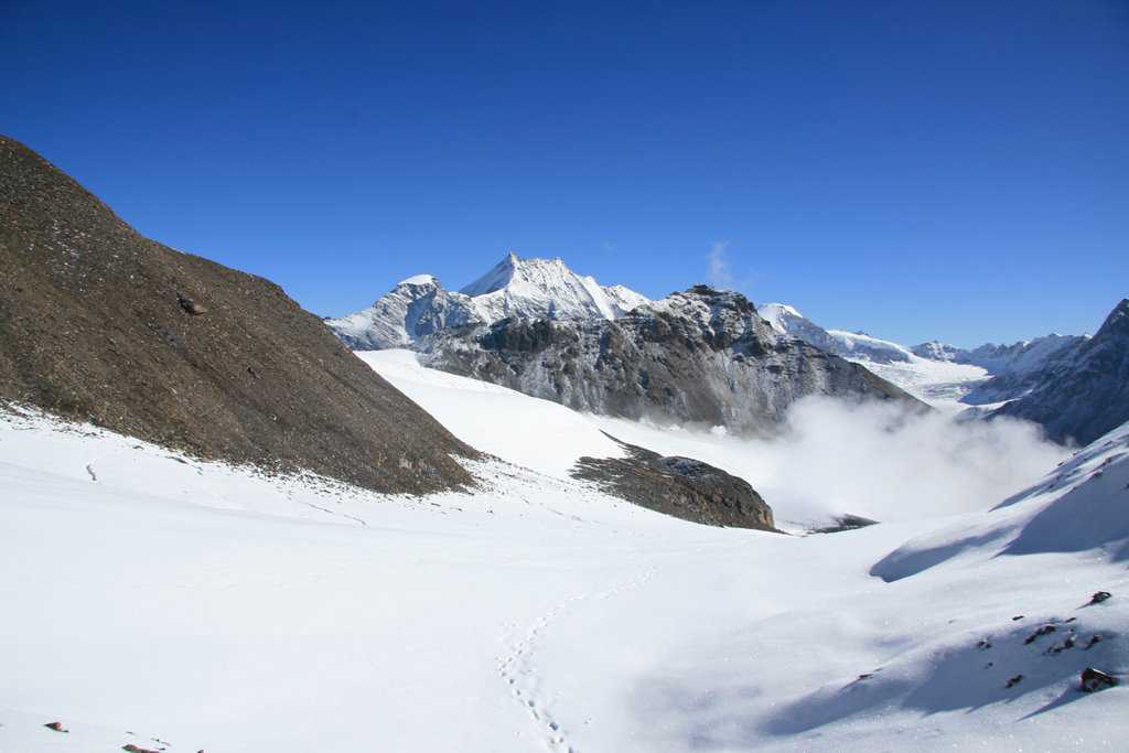 pin parvati trek from kasol