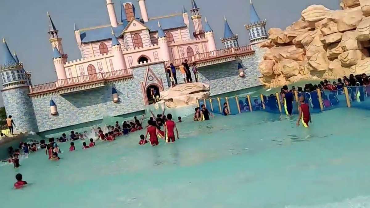 Blue World Theme Park