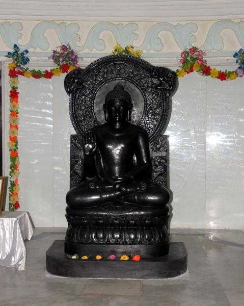 Black statue of Buddha