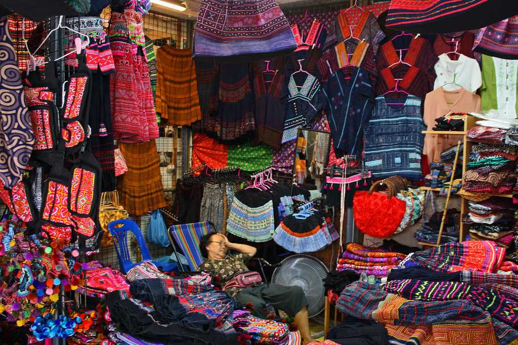 chatuchak market, clothes