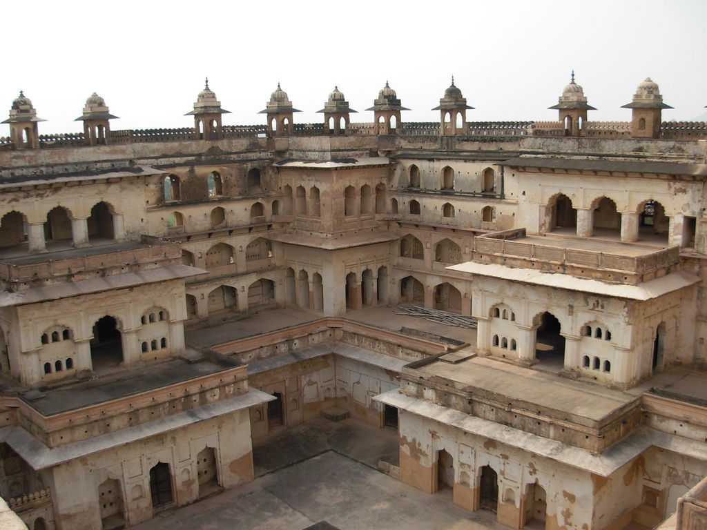 Raja Mahal