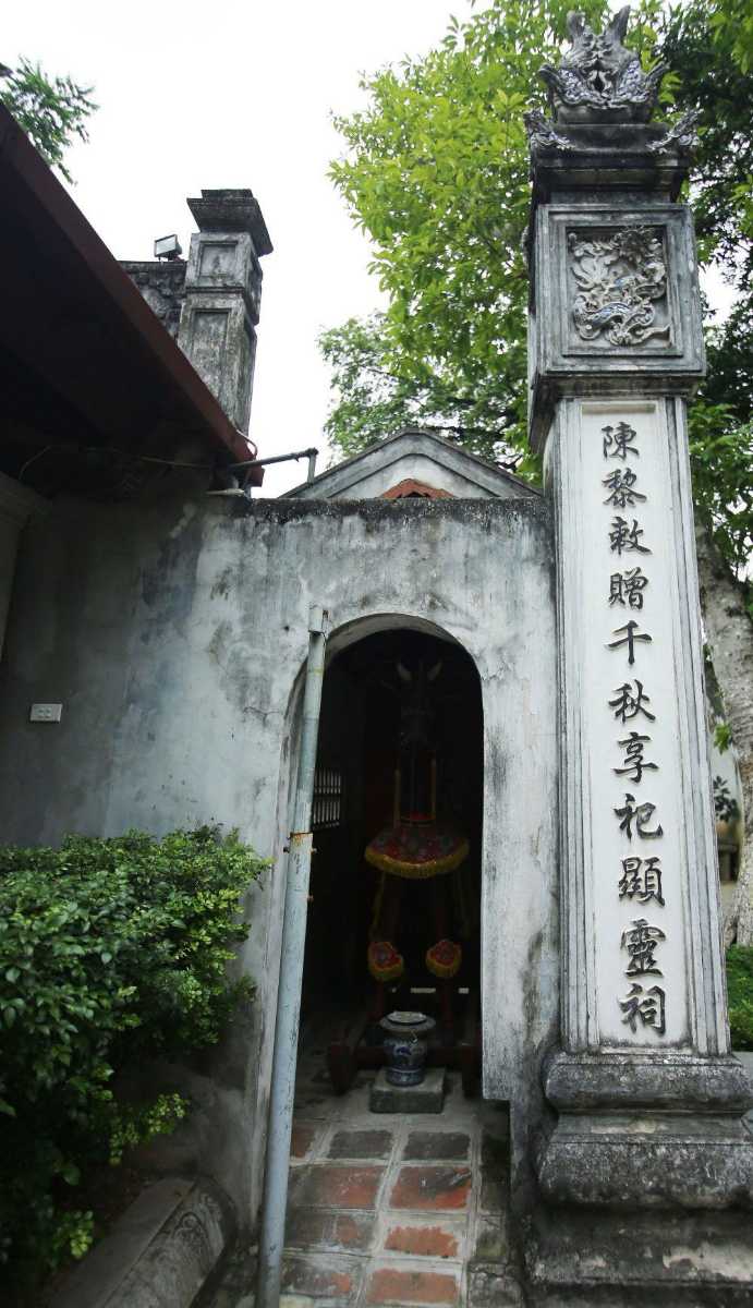 Voi Phuc Temple Hanoi Vietnam
