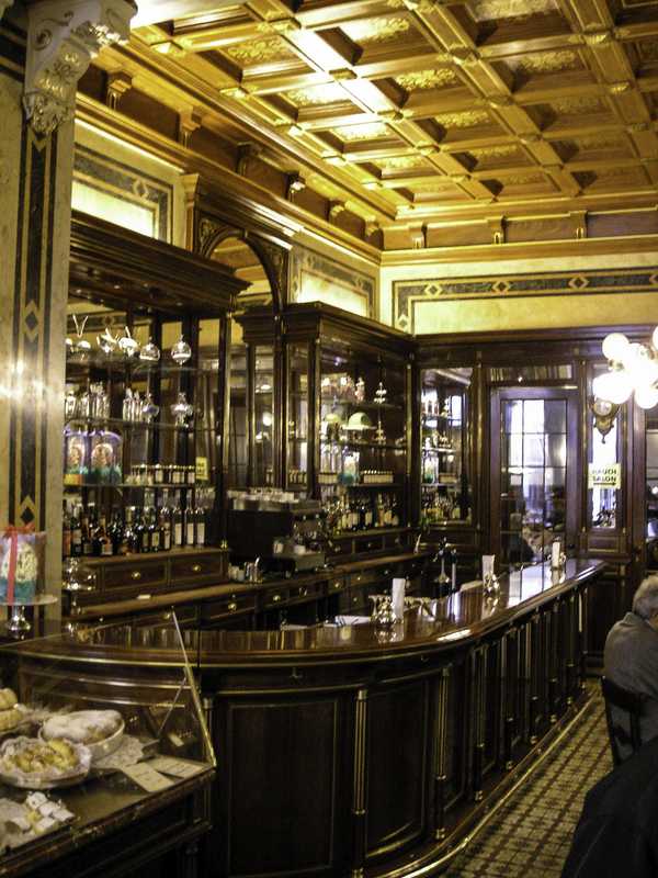 demel cafe, graben