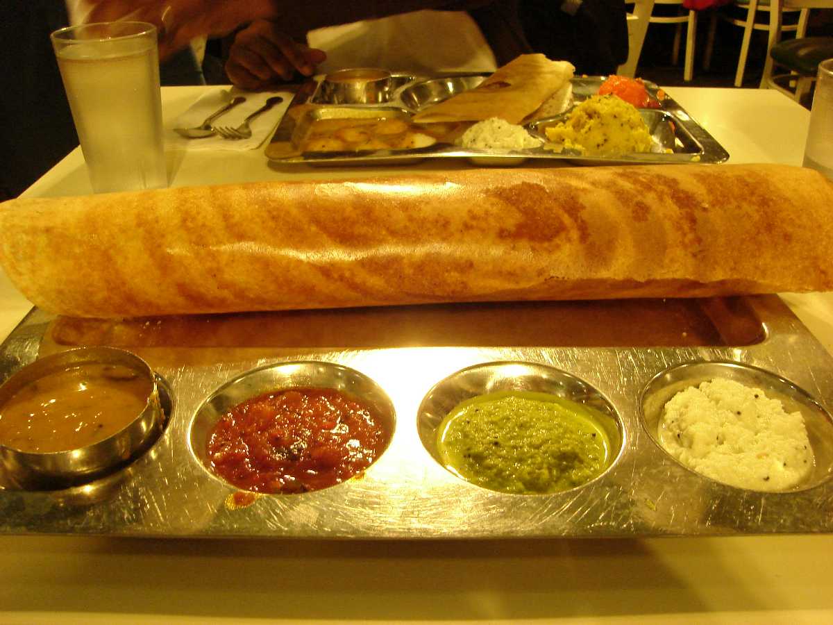 veg food in abu dhabi, saravana bhavan