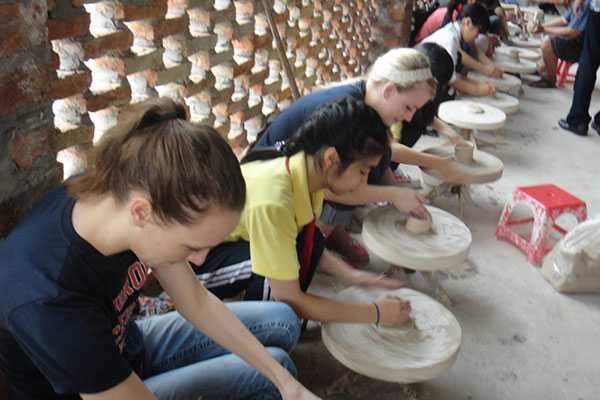 Class at Bat Trang Pottery Village for Tourists