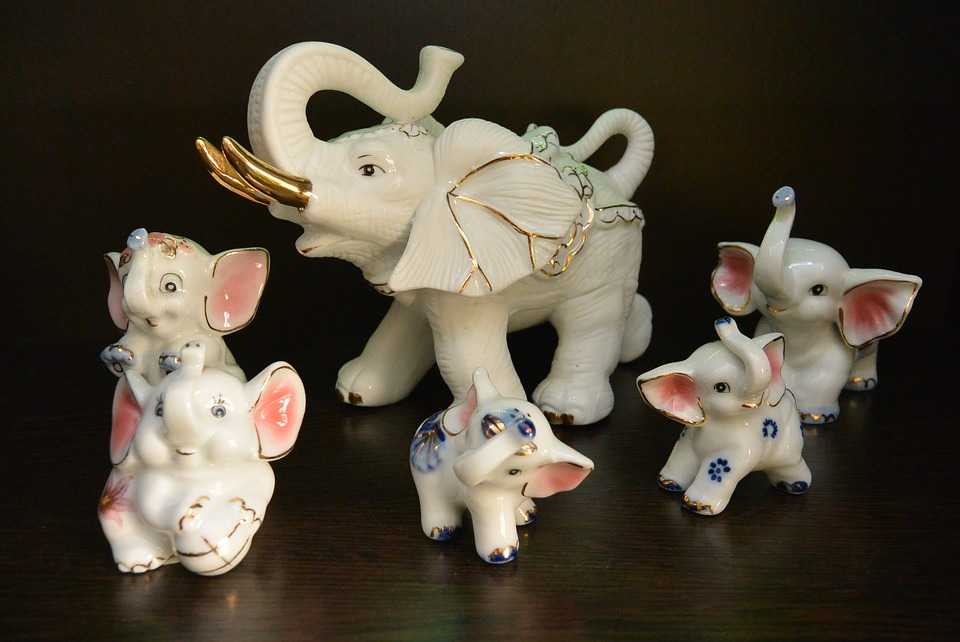 elephant souvenir, shopping in thailand