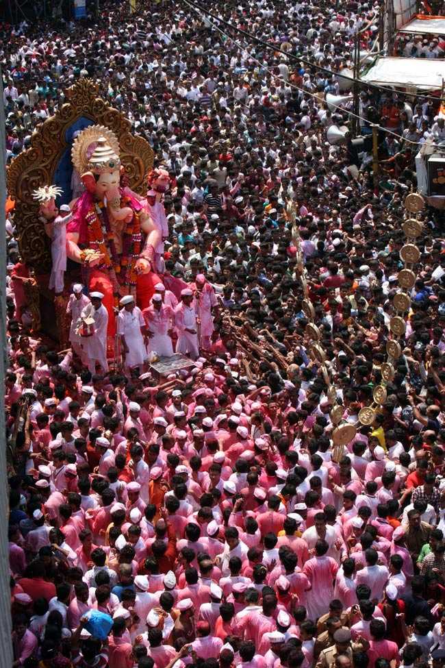 Ganesh Chaturthi 2025 An Essential Guide to the Hindu Festival Holidify