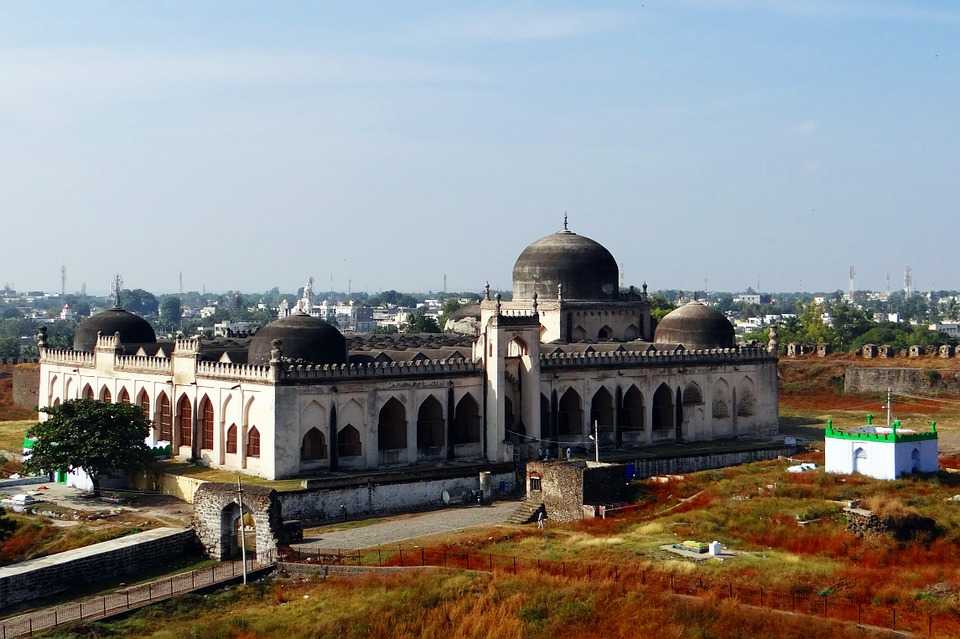 Best time to visit Gulbarga Jama Masjid