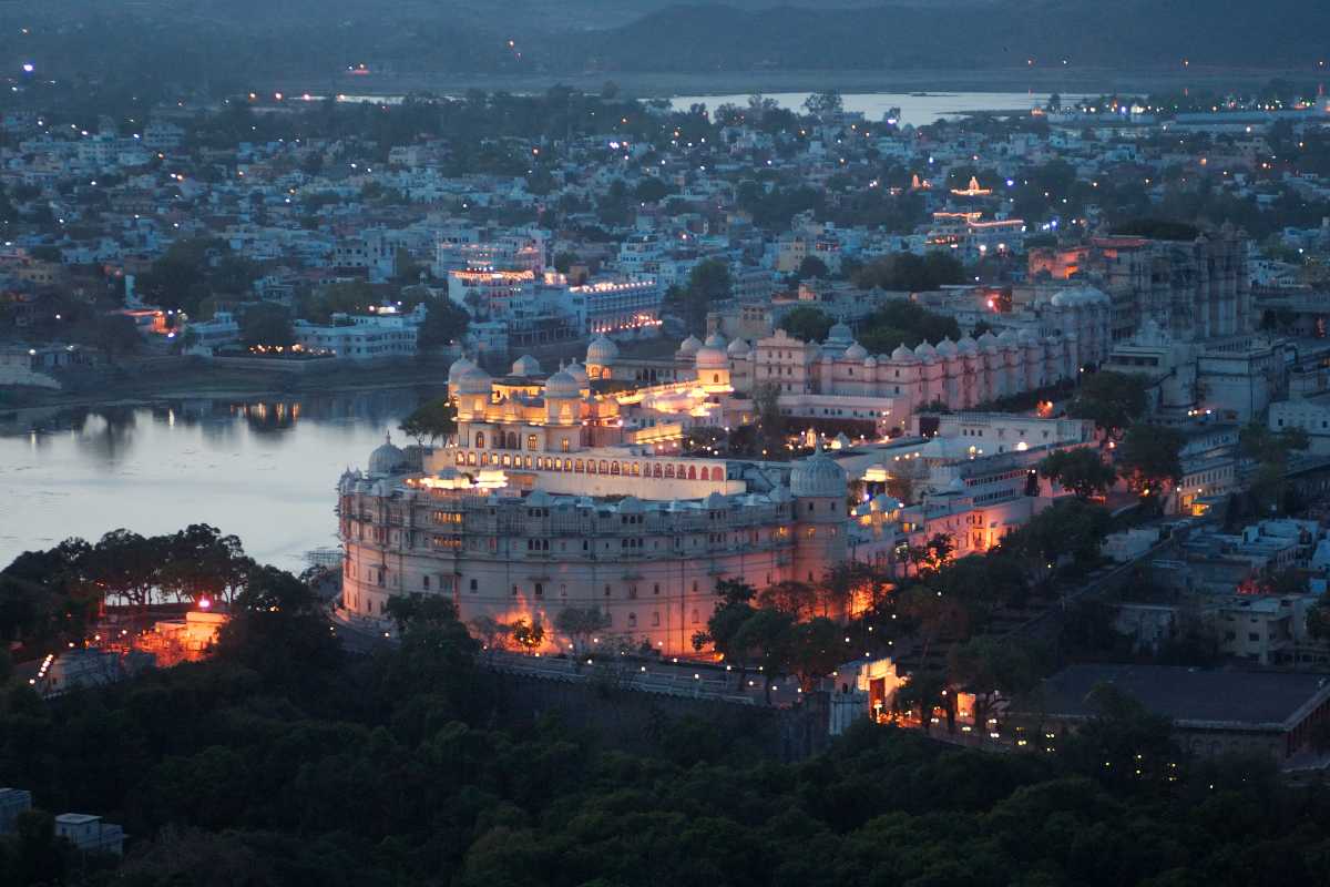 Evening view of the City Palace