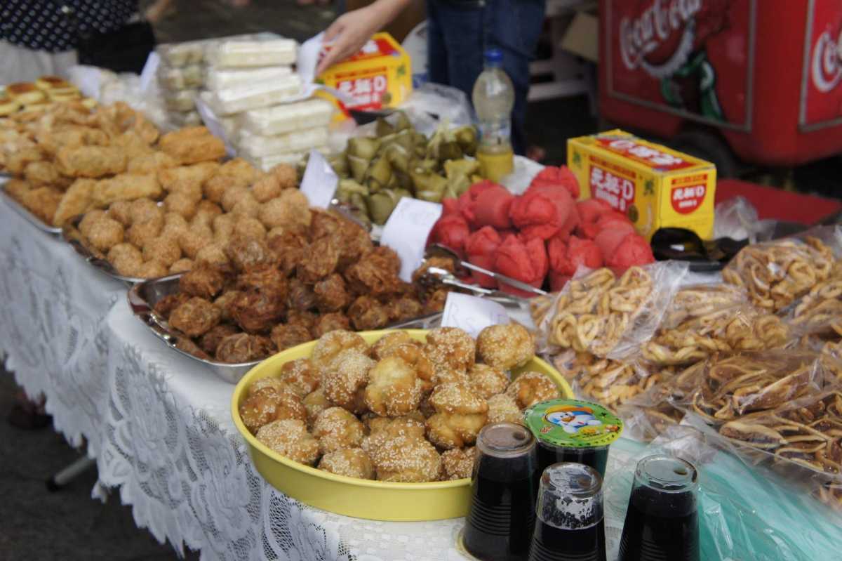 Food in Chinatown 