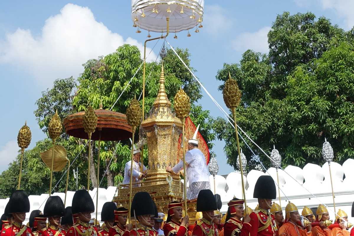 Procession for the Thai king's funeral, Thailanf Bangkok Facts