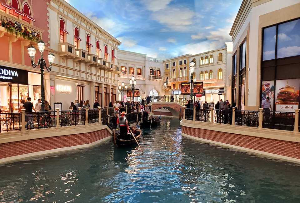 Las Vegas in February 10 Best Experiences in February