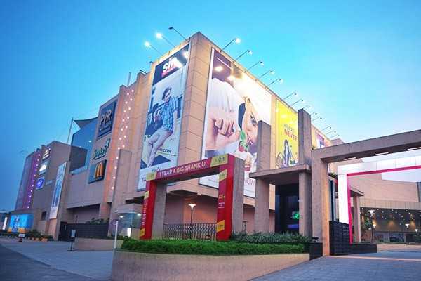 8 Malls In Kochi For Shopping, Entertainment & More in 2022