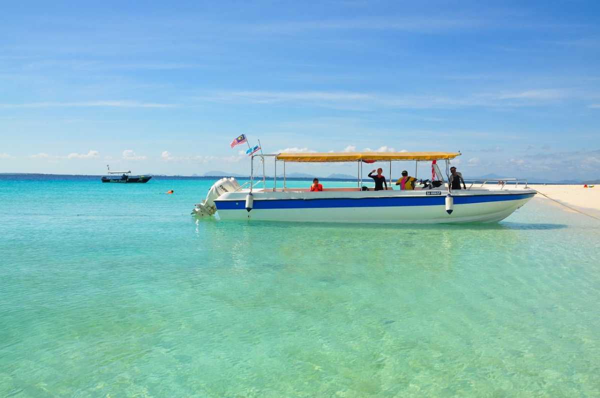 Mabul Island, Diving in Sabah