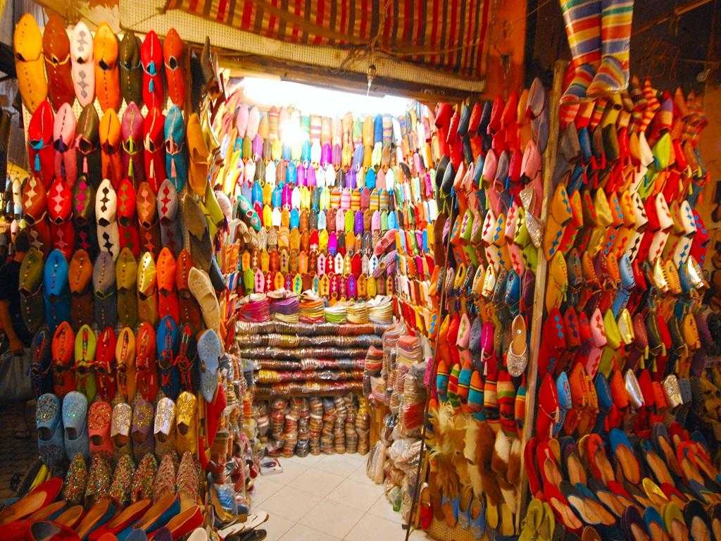 11 Places For Street Shopping in Bangalore in 2022