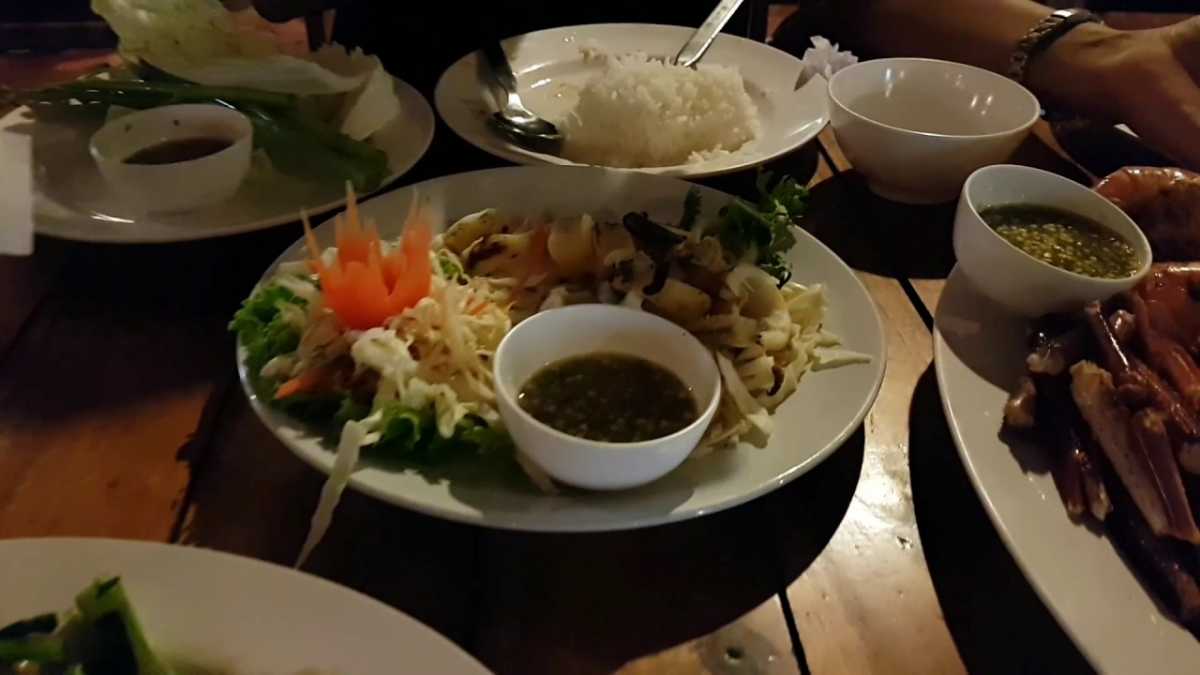 Halal Food in Phuket at Laem Hin Seafood Restaurant