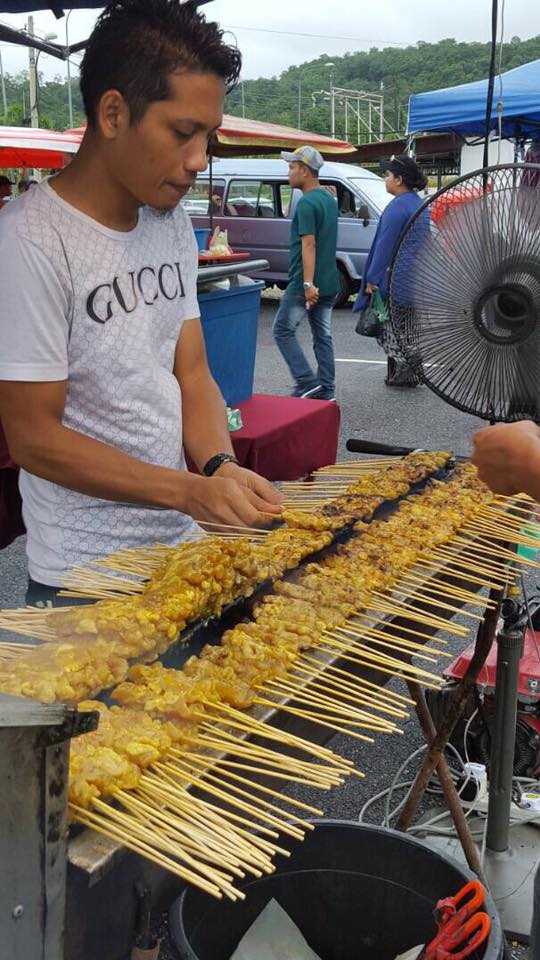 Bayas Night Market