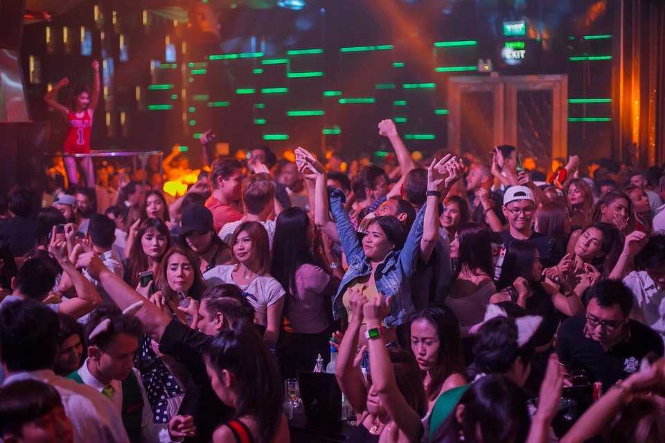 Clubbing in Bali: A Guide to the Best Clubs to Dance Your Night Away!