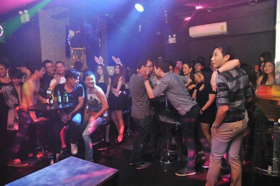 The Expresso, Gay Bars In Bangkok