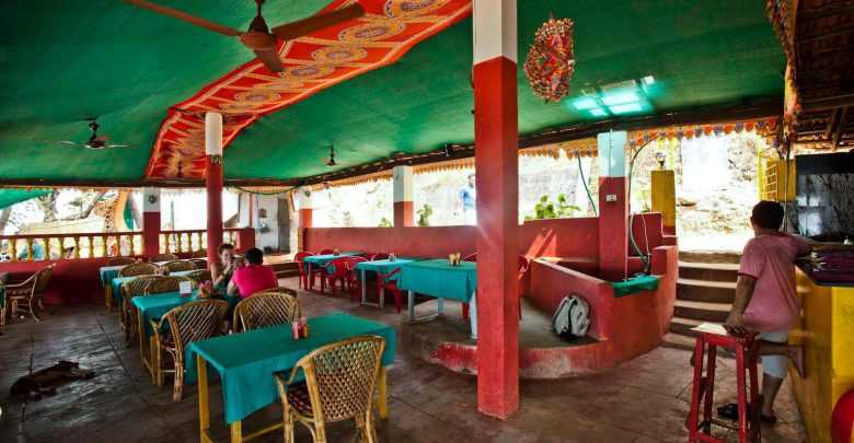 Outback Bar and Restaurant, Nightlife in South Goa