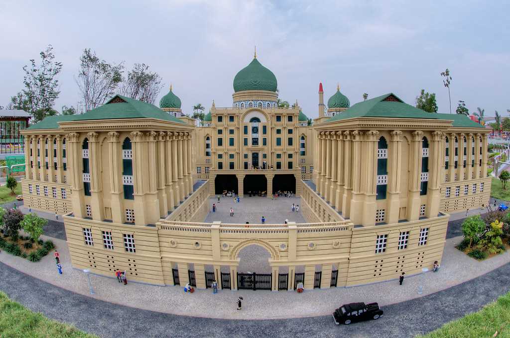 Perdana Putra