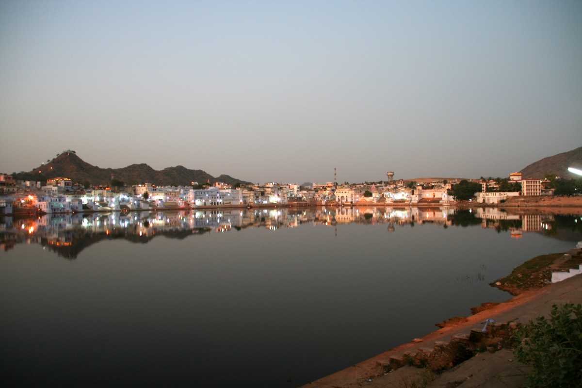 Evening lights by the Pushkar Lake