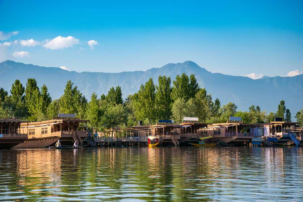 srinagar tour packages for couple