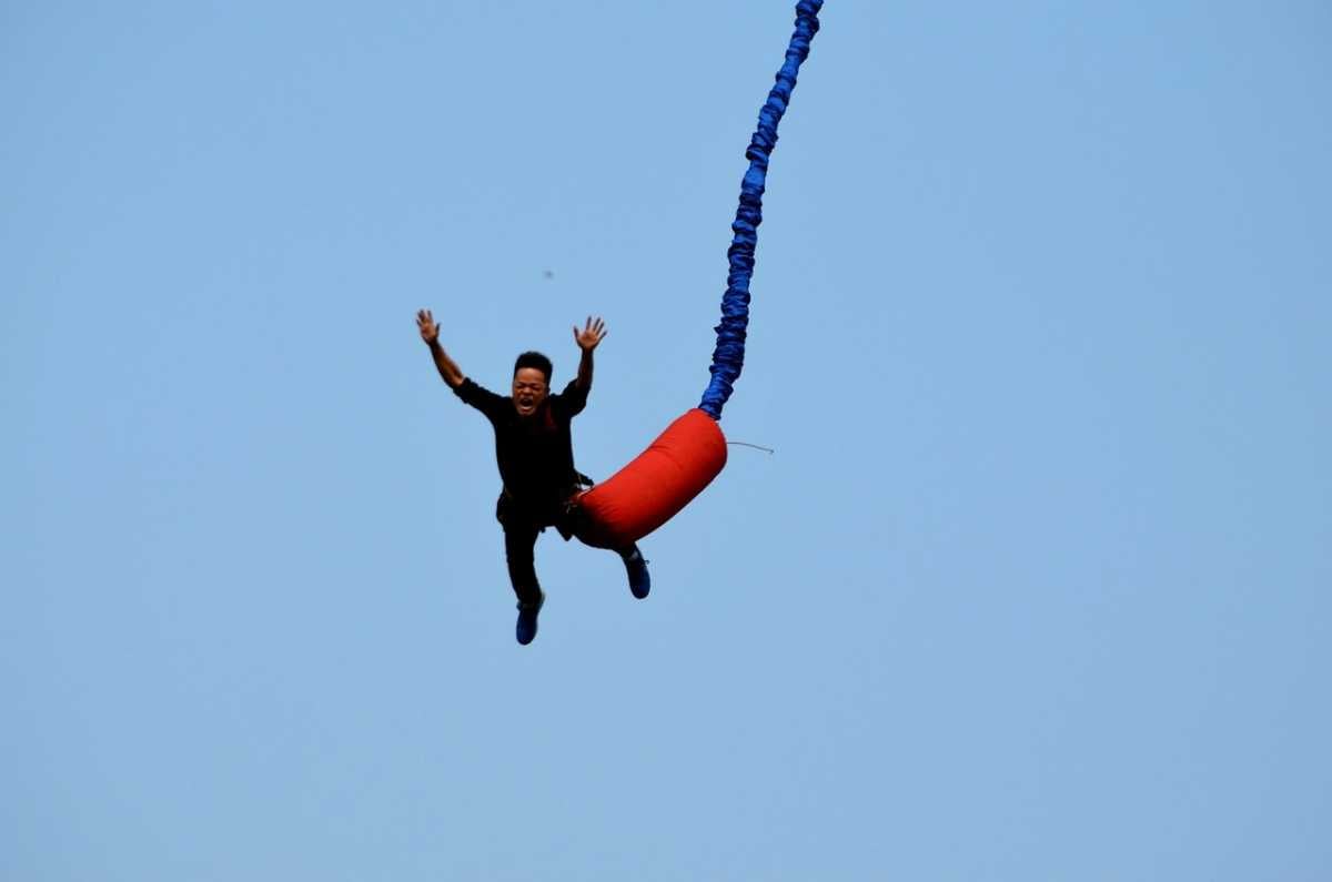 Bunjee Jumping