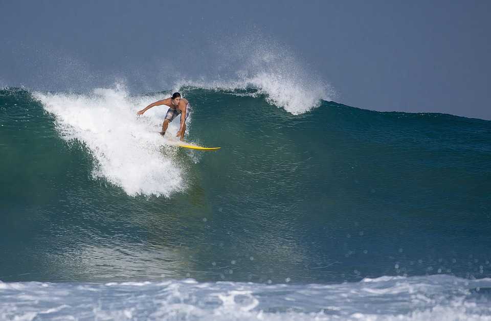 surf trip vietnam