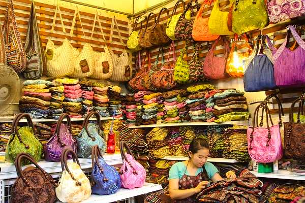 Souvenir bags in thailand Stock Photos, Royalty Free Souvenir bags in  thailand Images