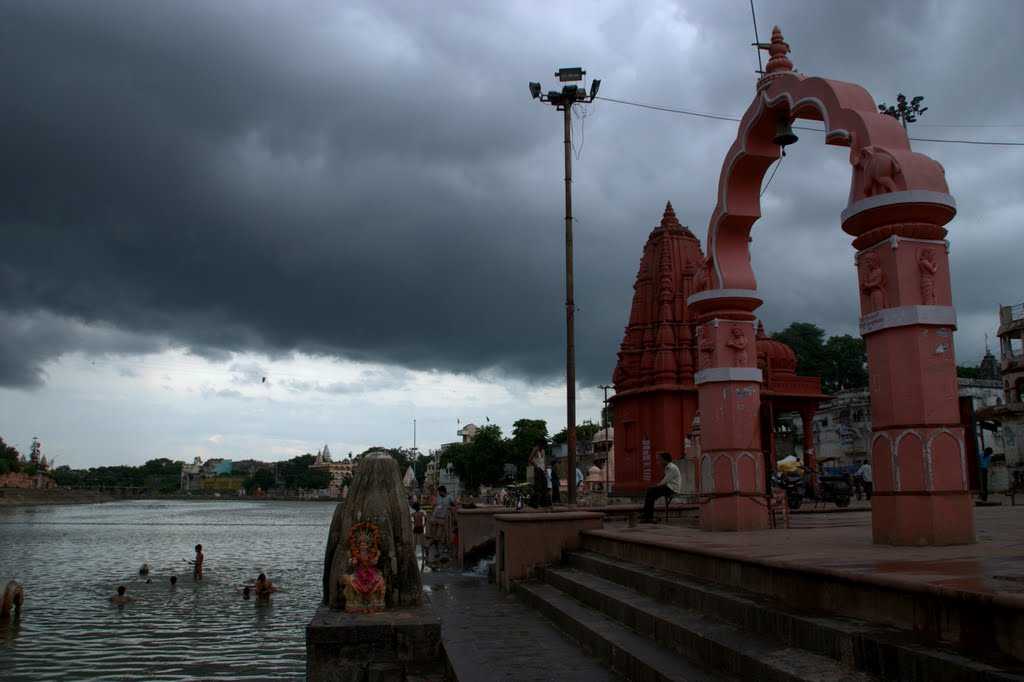 nearby places to visit at ujjain