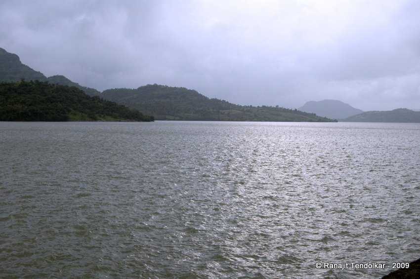 Mulshi Lake and Dam | Taxi Service in Pune - Mumbai Pune Taxis