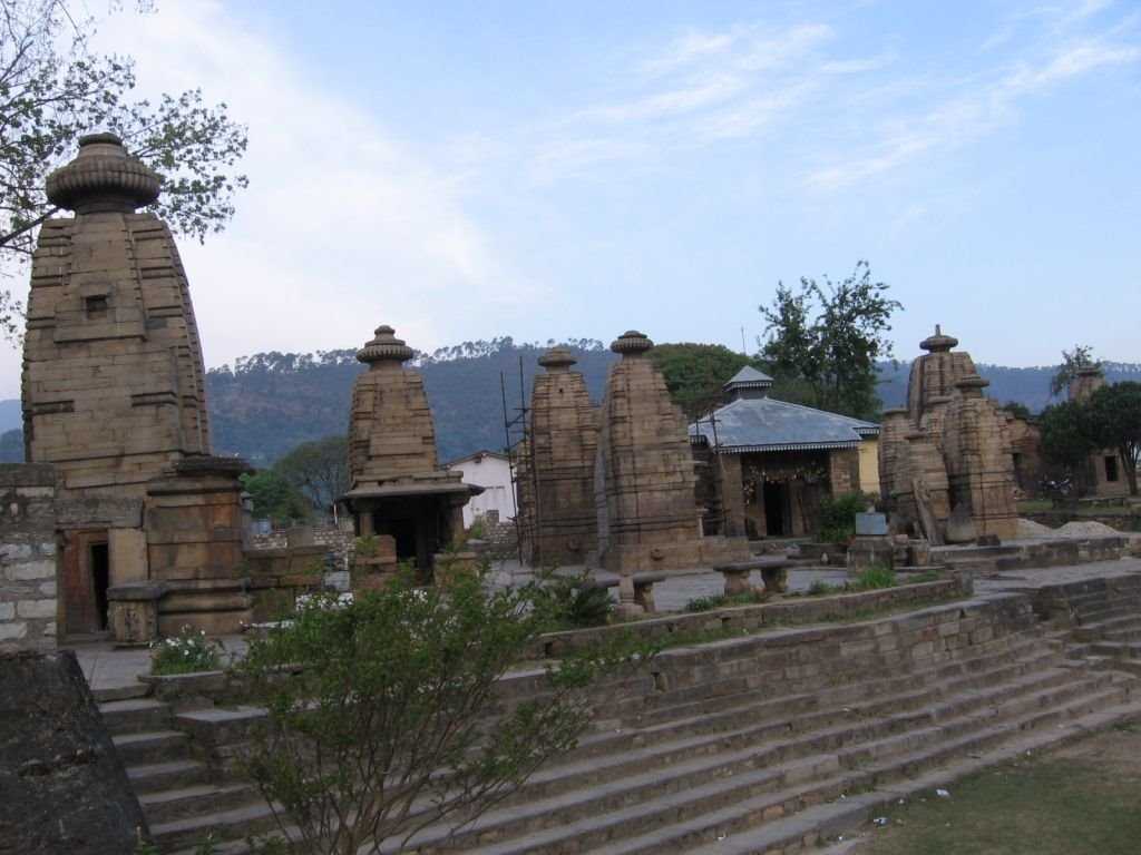 kausani uttarakhand tourist places