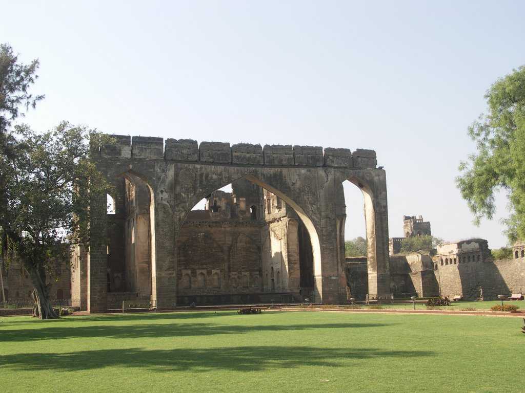 Bijapur Tourism > Travel Guide, Best Attractions, Tours & Packages