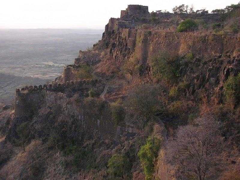 Burhanpur Tourism > Travel Guide, Best Attractions, Tours & Packages