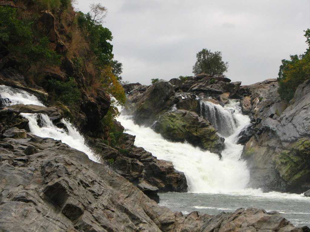 32 Waterfalls Near Bangalore For A Misty Weekend Getaway 21 32 Waterfalls Near Bangalore For A Misty Weekend Getaway 21